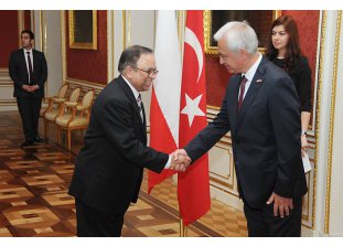 J.E Tissa Wijerathne - Ambasador Sri Lanki w Polsce oraz J.E Tunç Üğdül Ambasador Republiki Turcji w Polsce