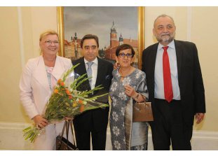 J.E Ambasador Republiki Chile (drugi z lewej) oraz J.E Ambasador Boliwiańskiej Republiki Wenezueli