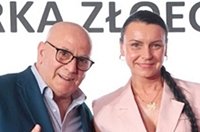 Otworzyła drzwi Złotym Widelcem