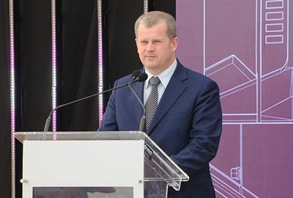 Mariusz Szpikowski - prezes lotniska im. Fryderyka Chopina